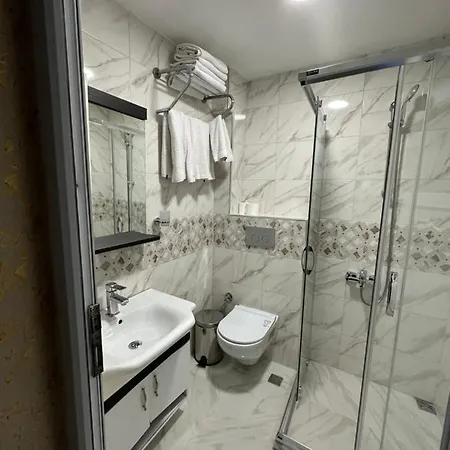 Efe Apartment *