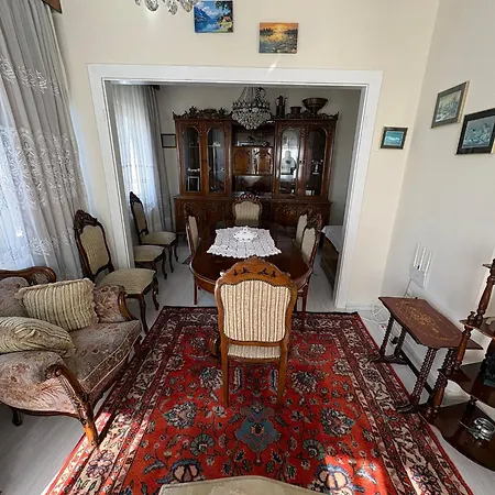 Efe * イスタンブール